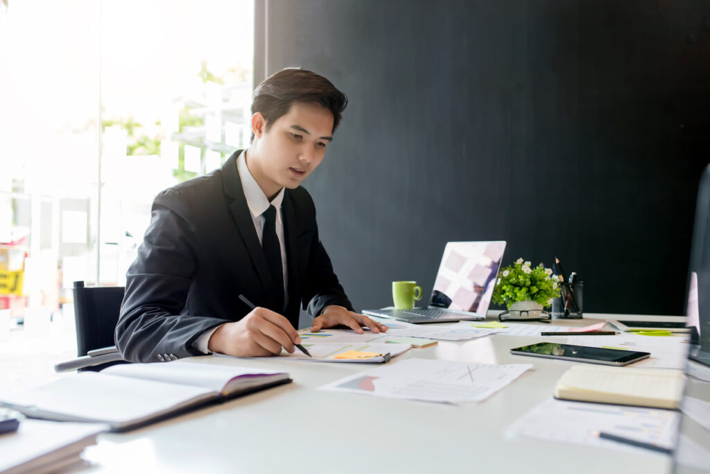 Calculate Customer Lifecycle Value: Simple Formula