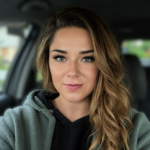 Janna Hagan - Flowium's designer.